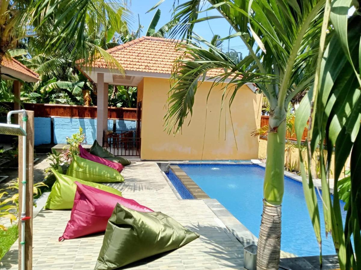 נוסה-למבונגן Yellow Bridge Guest House מראה חיצוני תמונה
