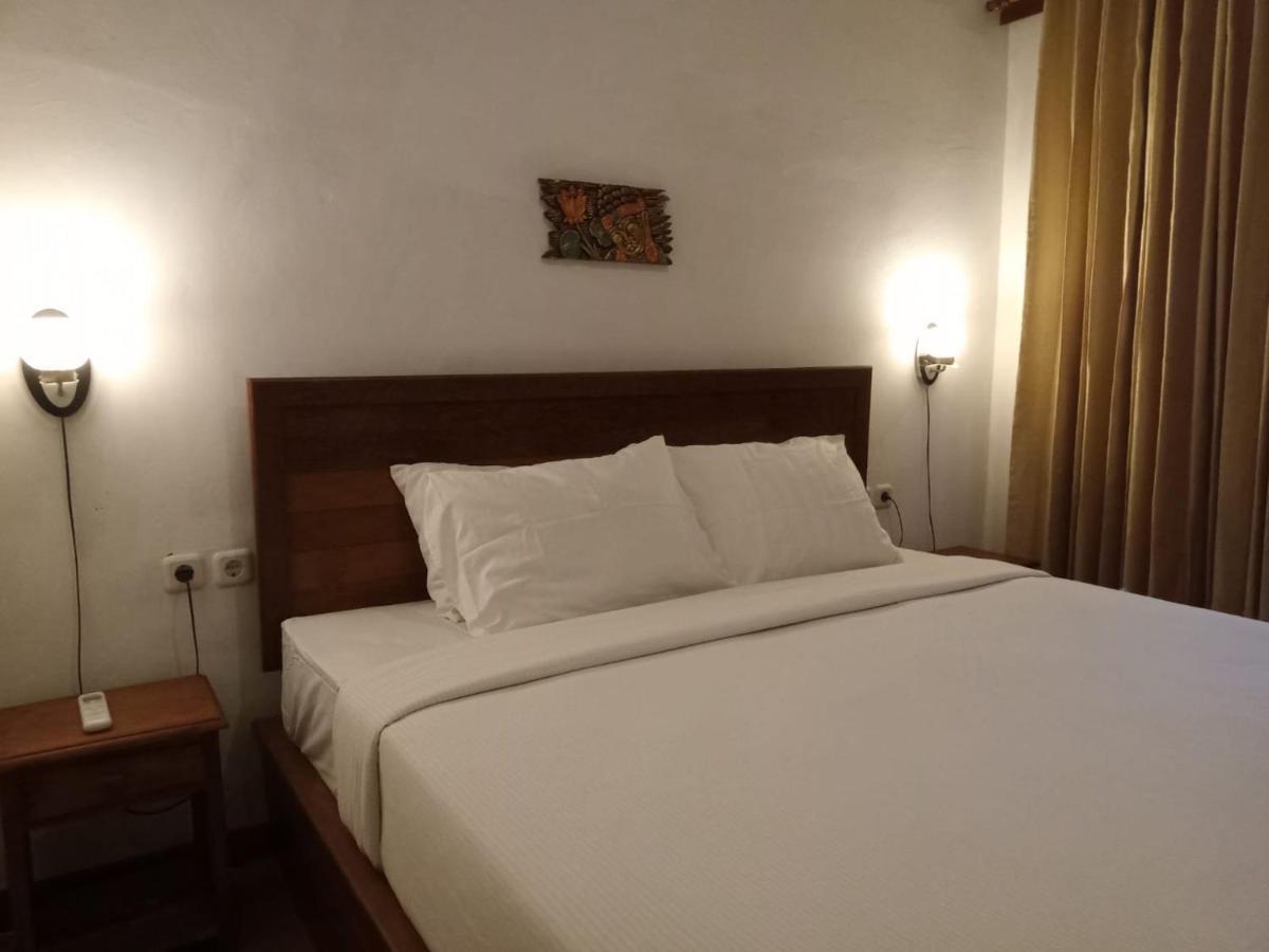 נוסה-למבונגן Yellow Bridge Guest House מראה חיצוני תמונה